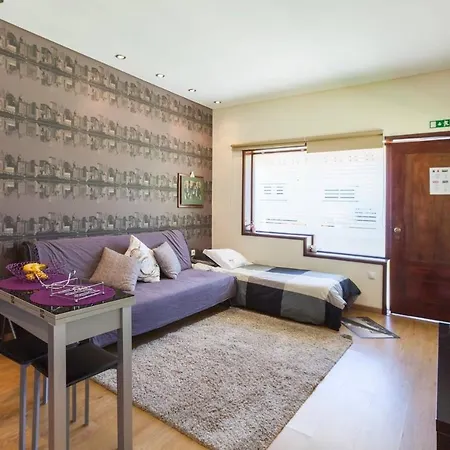 Guesthouse Pool & Sea Espinho Oporto Exterior photo