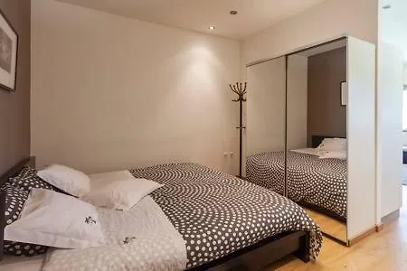 Guesthouse Pool & Sea Espinho Oporto Exterior photo