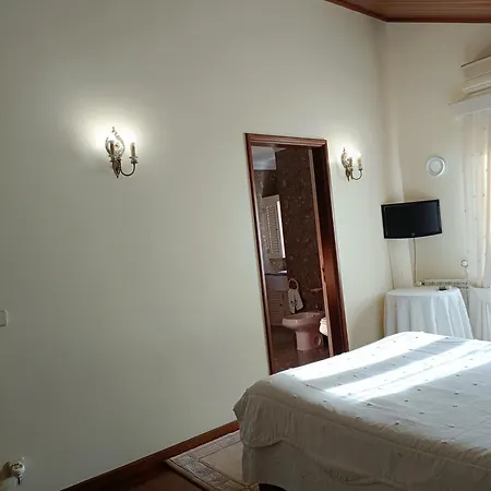 Guesthouse Pool & Sea Espinho Oporto Exterior photo