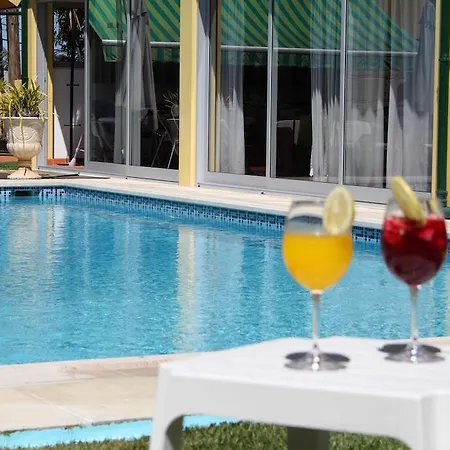 Guesthouse Pool & Sea Espinho Oporto Room photo