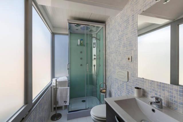 Pool & Sea Oporto Homestay *